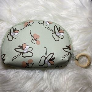3/$12! Ipsy April 2020 Glam Bag Plus Makeup Bag